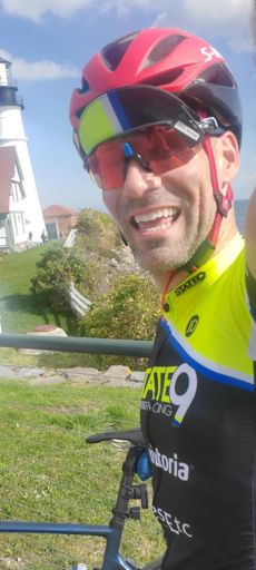 How do you like that "Dork Mirror" 🤣