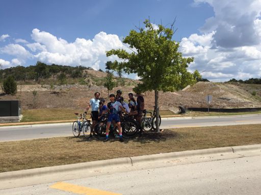 regroup with one spot of shade! 🤣   less than half that started continued after the lake party.