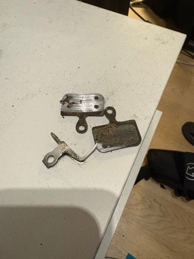 Brake pads after 1050 km 😀