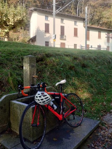 Parziale all" intermedio 39'50", il mio best è  18'50", più del doppio 🤣😇