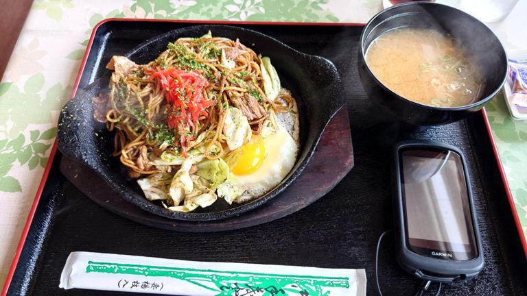 お目当ての焼きそば(単品)。