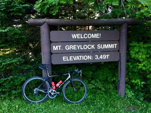 Highest point in Massachusetts👍🏻