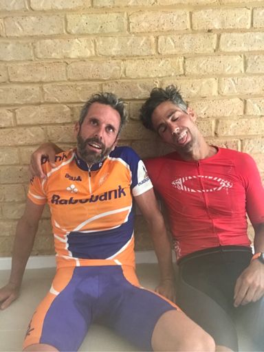 Así nos hemos quedado después de la serie de 50 km a 33 C