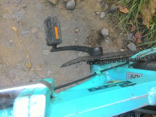 Dijual : chainring 52 T. Material : agar - agar.