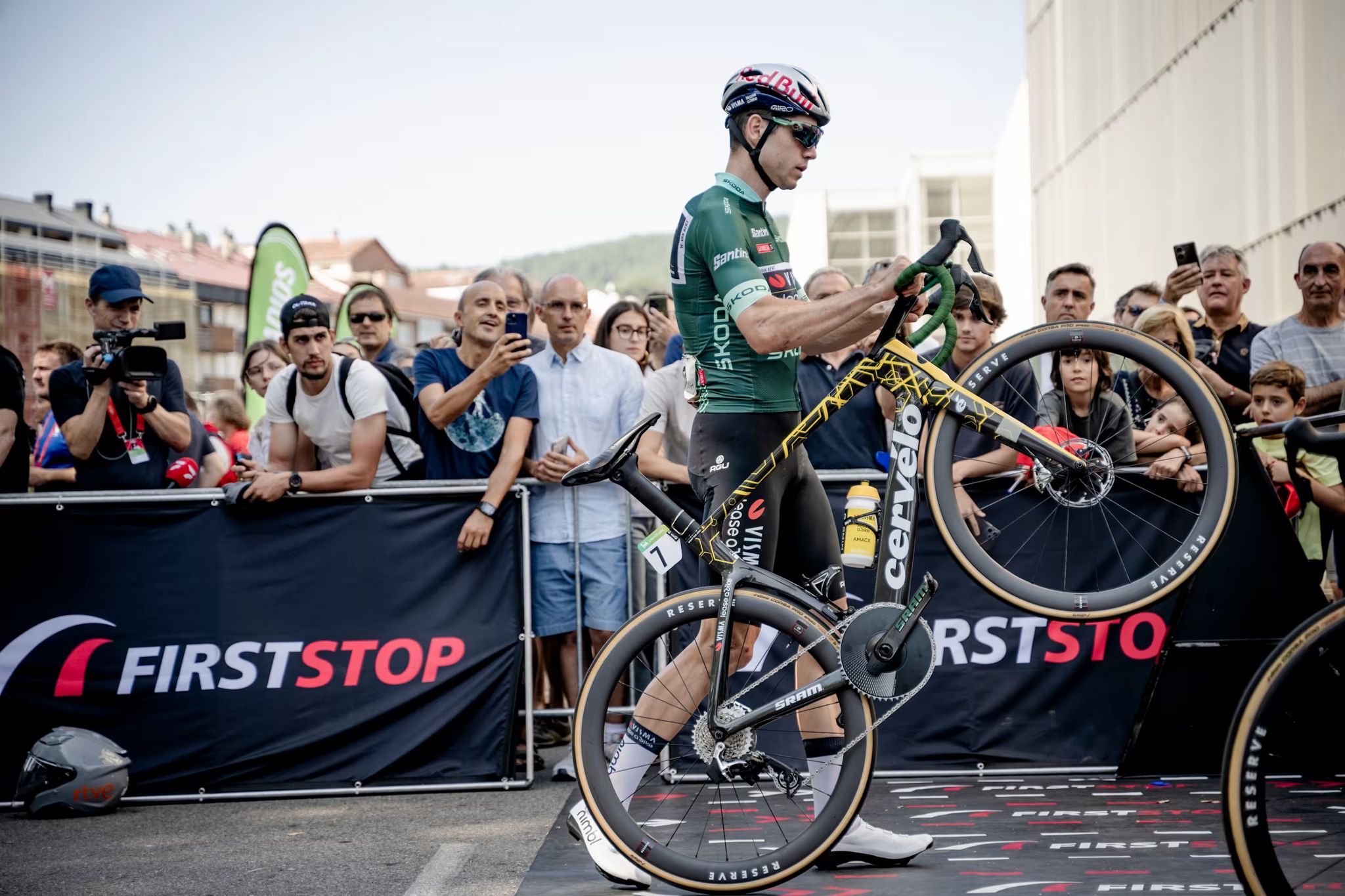 Wout van Aert et ses pneus route