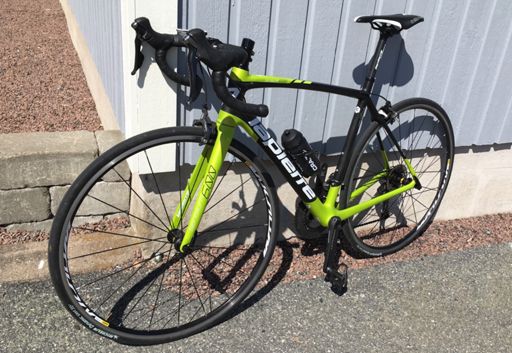 Skuggan ser ut som en sadelväska (sic).