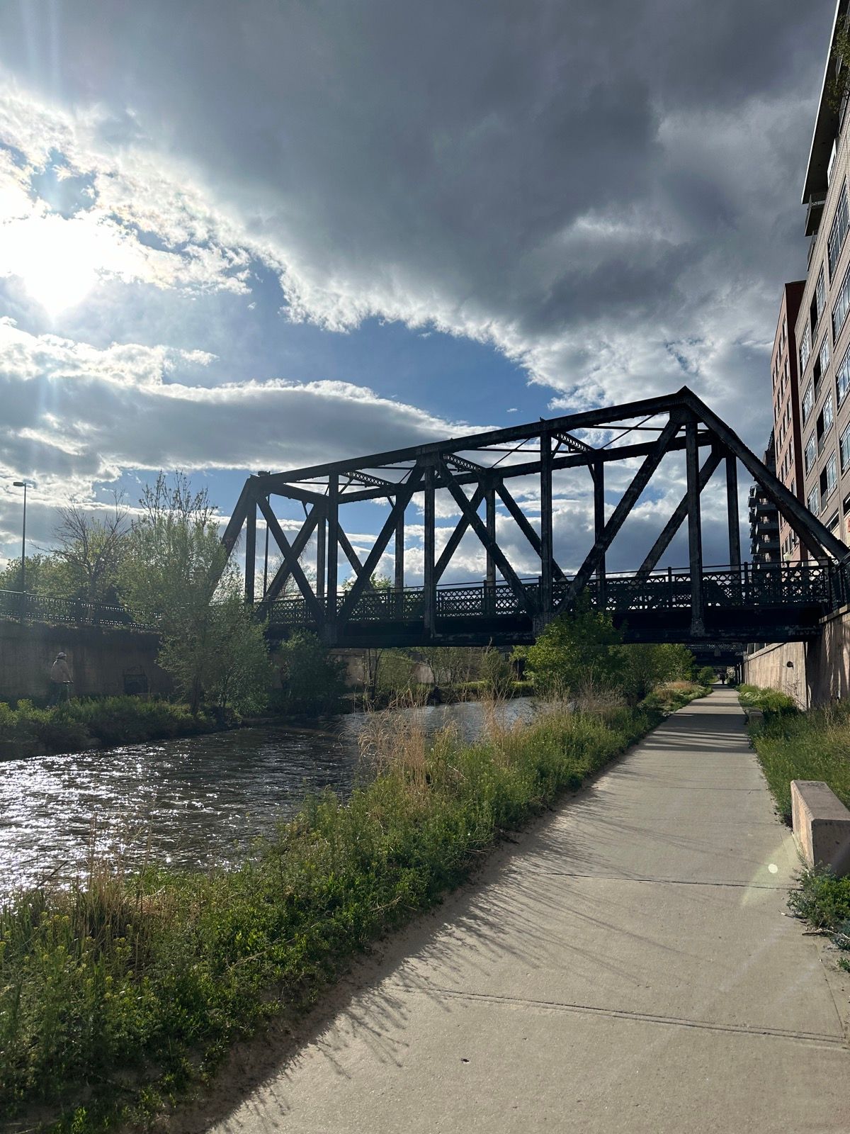 lycee リセ 能美 クドリャフカ way to the mile high Frank Lloyd Wright's The Illinois (1,609.4 m / 5,280 ft) as