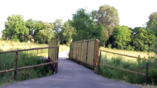 Keskeny híd az alsóvárosi réten