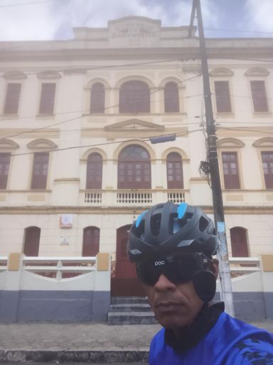 O gigante da praça da Bandeira