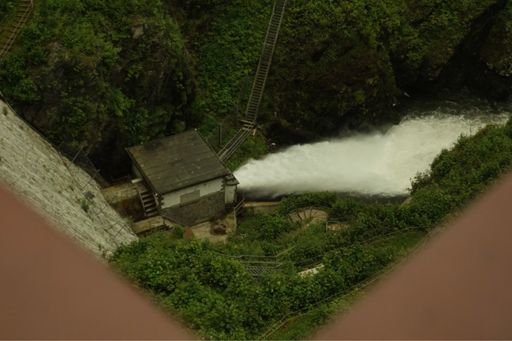 Ik spuw ook maar wat lariekoek.