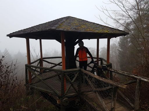 Falkenkopf Hütte mit mir.... 😋 Hart an der Belastbarkeit der Hütte 🤣🤣🤣😜