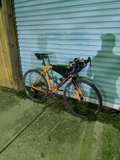 double wrapped the tops of my bars. should've double wrapped my saddle.
