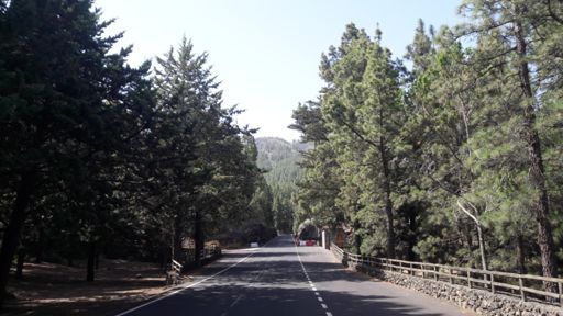 En la foto no se aprecia la vista tan espectacular que hay en esta recta de Ramón Caminero
