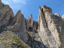 Obiou par les chatières et la cheminée du Petit Obiou

