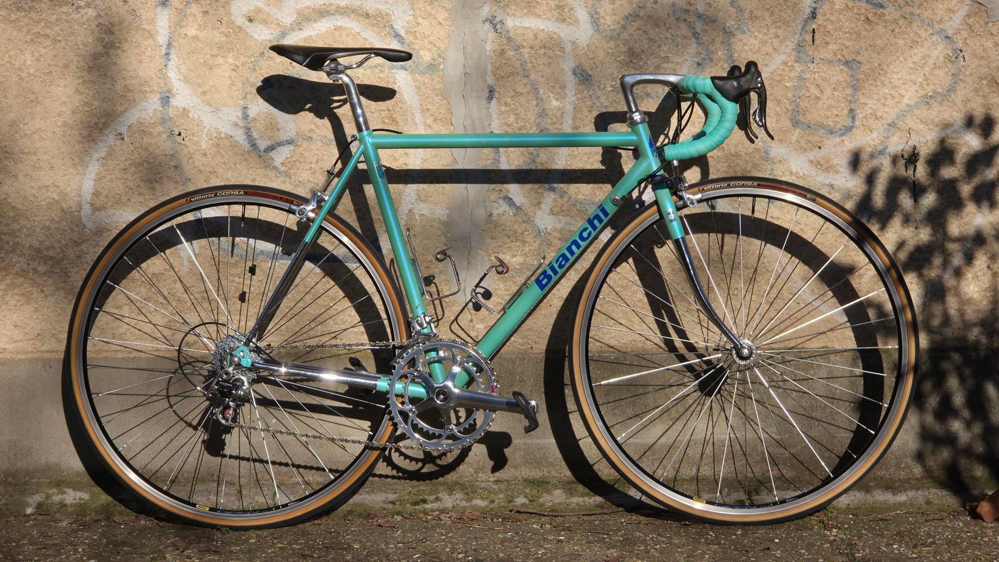 BQLcwgi_V8_M7kUotMawuAU09Mi8O6EDRilwrLpR