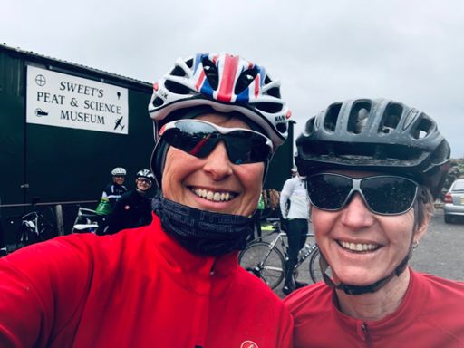 ‘Ladies in Red’ 🎶 🎵