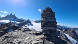 Pointe de Vouasson par le lac bleu et le glacier. Retour par le mont de l’étoile