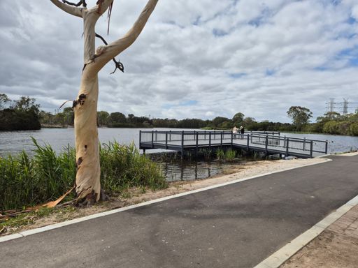 The lake in Jells Park.