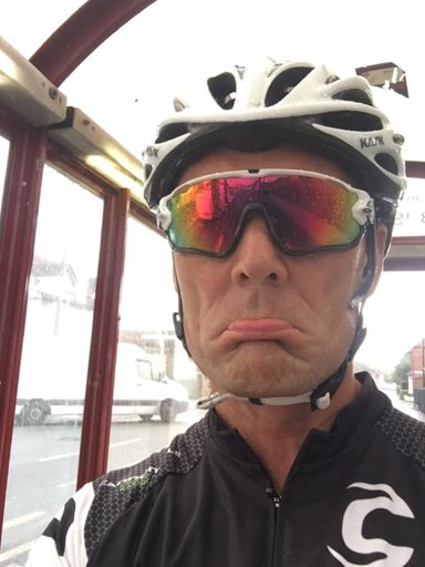 Took shelter from the  wet stuff ☔️☔️☔️