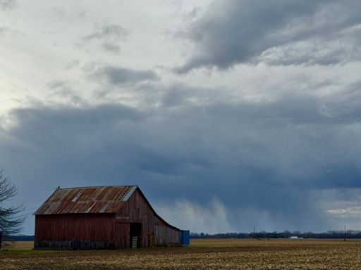 Heavy snow near Grantville fresh gravel nightmare.
