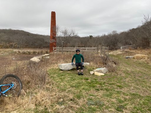 First time seeing tricep dips during a break in the ride! He rocks.