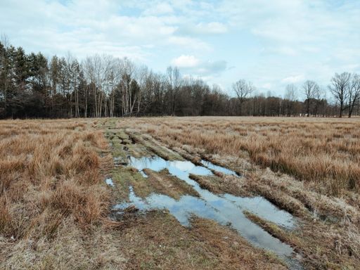 i droga zaraz za znakiem :)