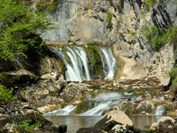 Creux du van, gorges de l’Areuse, retour par le dos d’âne