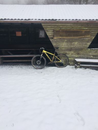 Pause an der Schutzhütte