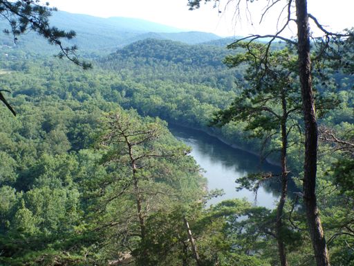 view of the Potomac River from just off the Tunnel Hill Trail