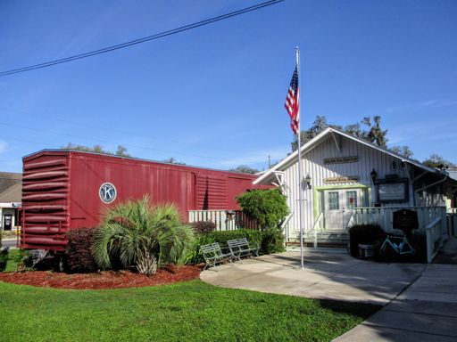 I was trying to follow the railroad south through Lady Lake to Leesburg. Here is the Lady Lake Train Depot which is also a small museum for the town.
