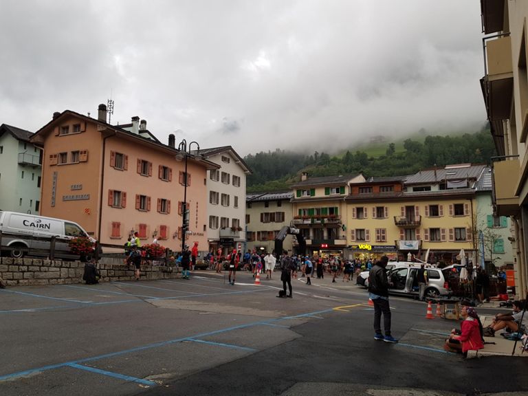 Race image