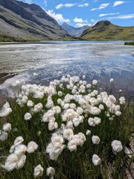 Lacs des Estaris, roc Dolion et retour par Prapic