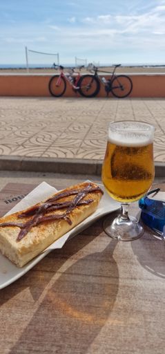 Torraeta de anchoa in Torrenostra