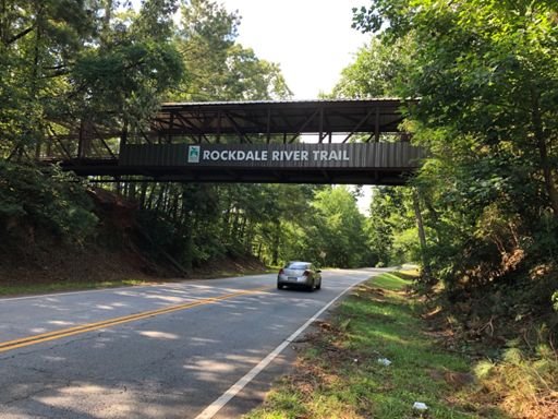 Oops, I'm supposed to go left here (on the trail) ... had to backtrack to find the real entrance.