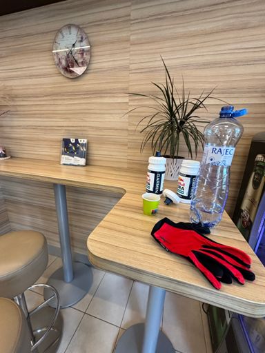 Slovnaft Krupina , občerstvenie a doplnenie pitného režimu cestou naspäť 