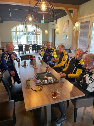 Koffie bij Dondertman.