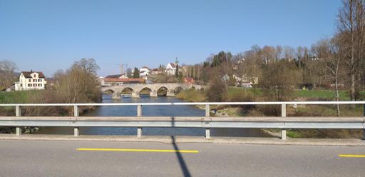 Estava solinho ☀️mas muito vento 💨 e frio 🥶..👍😁💃🏔🍀🇵🇹🇨🇭🇧🇷🦁🐺🏔🏔🏔🏔☝️😉