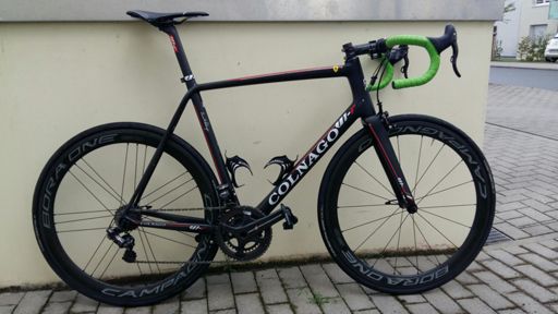 The Ferrari Race Bike ! Colnago V1-R.