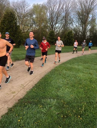 Everyone kept together in a nice easy pace for the first couple laps.