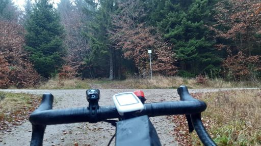 Ausgeschilderte Radwege im Hunsrück.