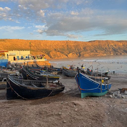 We have managed to gather a wee international surf group together over the last few days in Imsouane.
Reto from Switzerland, Sana,  an Indian who lives in Australia, Neema from Kenya and the surfing power house from Greece,  big Demetre. 
The surf is the biggest I’ve ever been on before and I won’t lie,  I’ve been a bit out of my comfort zone but it’s been great fun. We would all hit the  Hamman after surfing which is a traditional Moroccan steam room with varied heats and a rub down to relax our body’s after surfing and again, super cheap!😊