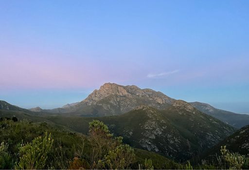 Belt of Venus around Cradock Peak