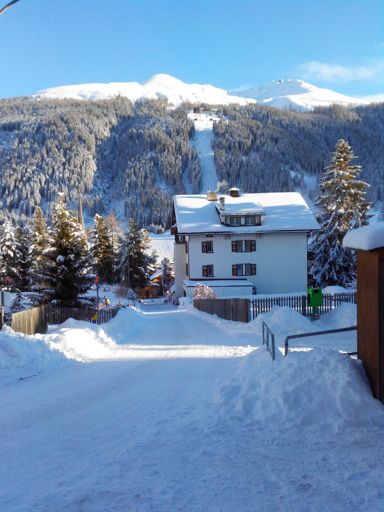 Edenstr. mit Jschalp und Jakobshorn