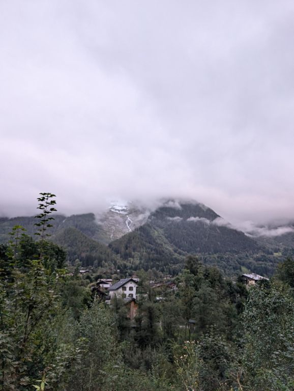 too much travel recently, 28 hours to rest, gear up, and get to Courmayeur for check-in and start