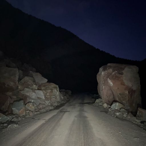 
Temp at -1 this morning but as I’ve got a bit of climbing to do toady  i didn’t put on too many layers, nice  fresh crisp morning tho.✨