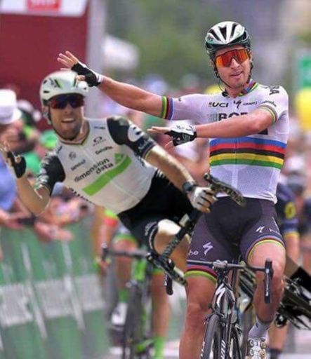 Tonight’s sprint for the 40’s😂