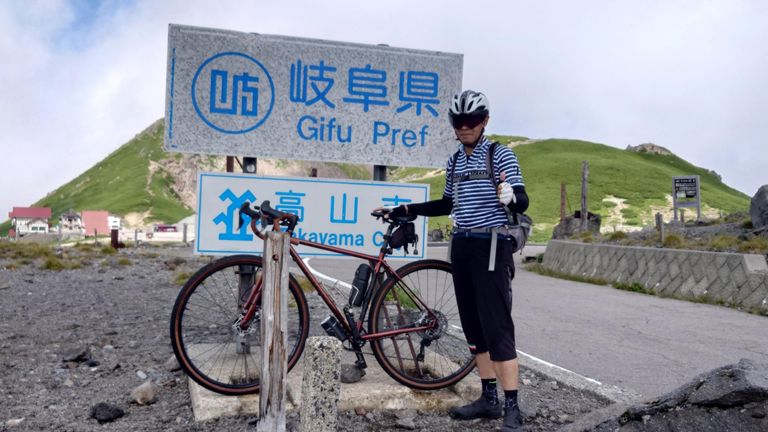 今回はRenegade号で登ったけど、あと一枚ギア残ってた😁