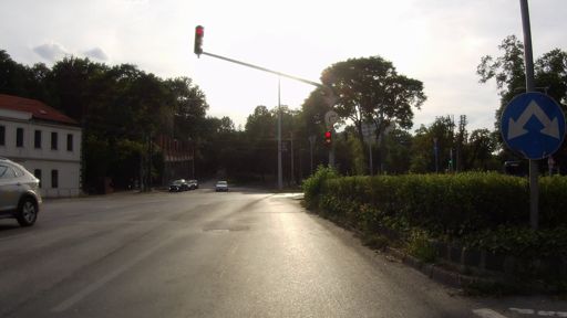 Majdnem tökéletes időzítés, egy kicsit azért fékeztem. A túloldalon kezdődik a szegmens.