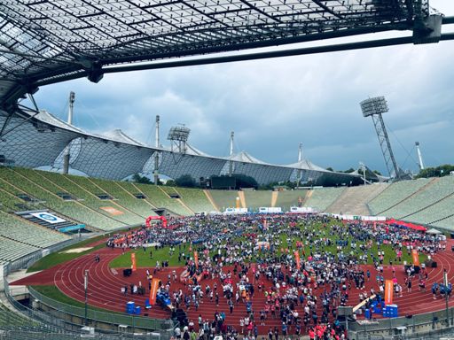 Immer wieder eine Ehre durchs legendäre Marathontor ins Oly einzulaufen!