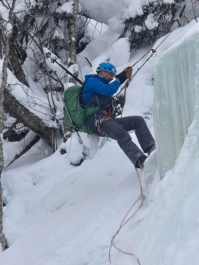 Double-click to expand Mt Equinox Extreme :-) — photo 1